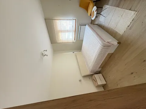 Rent, one bedroom apartment, 55m², Tivat, Crna Gora - image 10