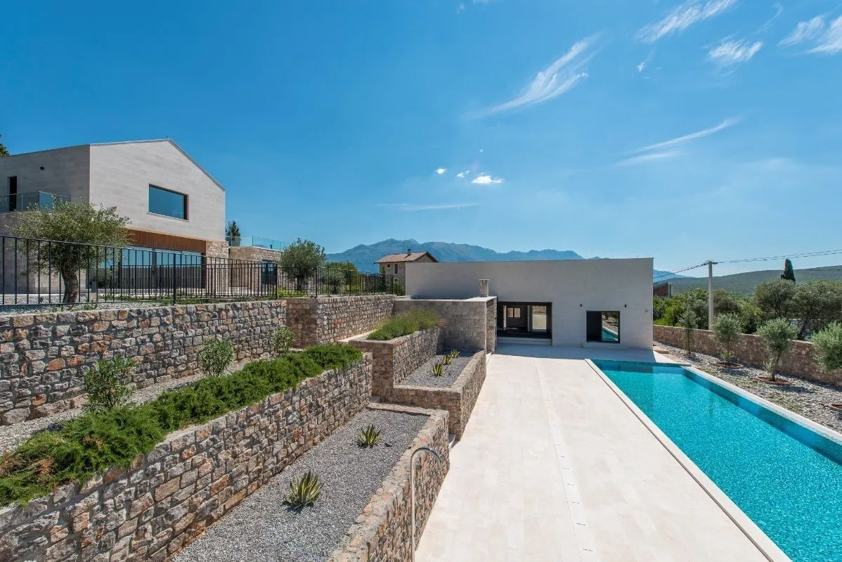 Prodaja, kuća, 558m², Đuraševići, Tivat