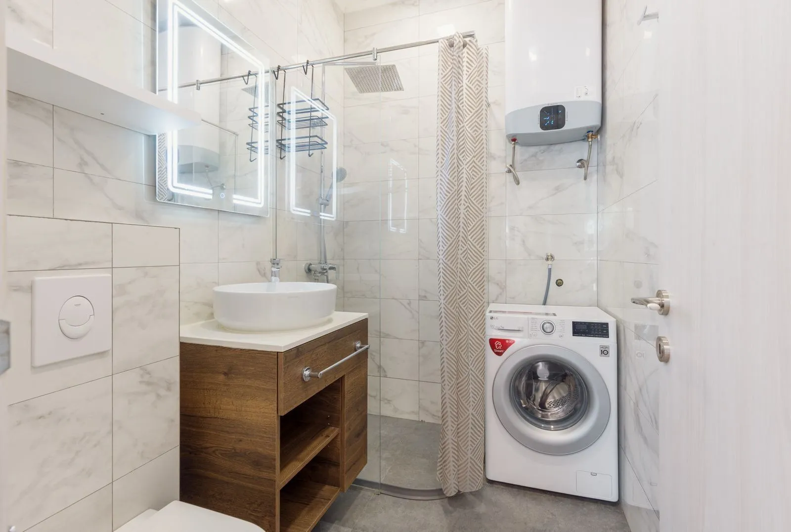 Prodaja, trosoban stan, 129m², Dobrota, Kotor