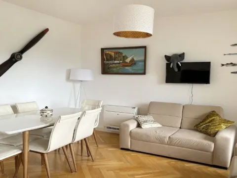 Prodaja, dvosoban stan, 78m², Dobrota, Kotor - image 4