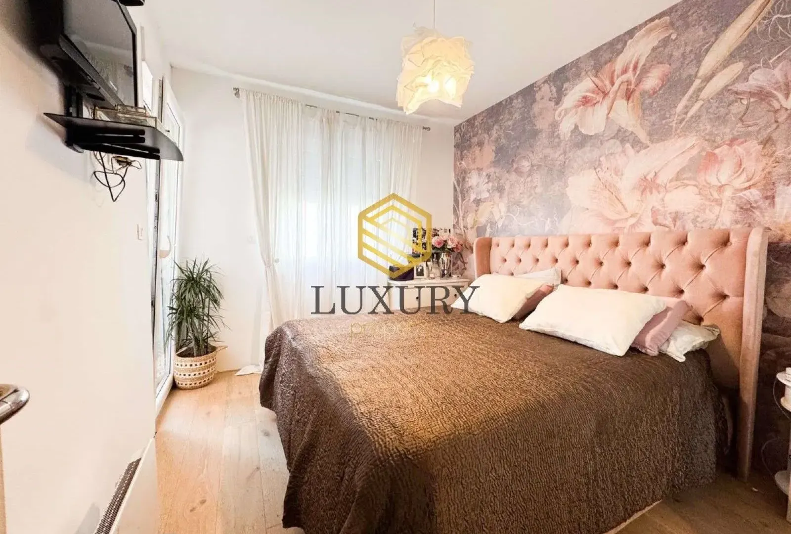 Prodaja, dvosoban stan, 63m², Dalmatinska ulica, Podgorica