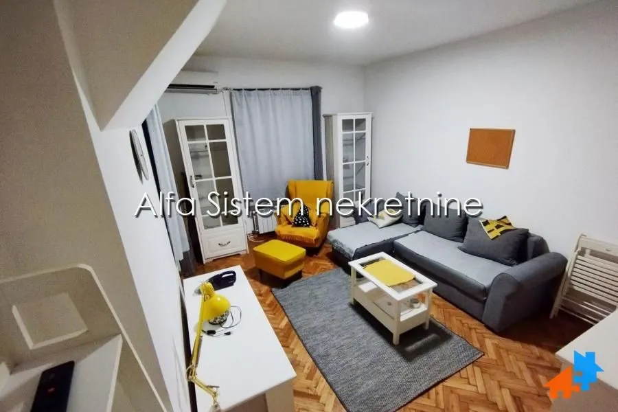 Izdavanje, dvosoban stan, 50m², Sarajevska, Beograd