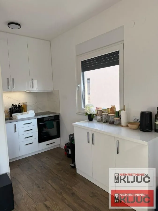 Sale, four bedroom apartment, 87m², Veternička rampa, Novi Sad Sve Podlokacije