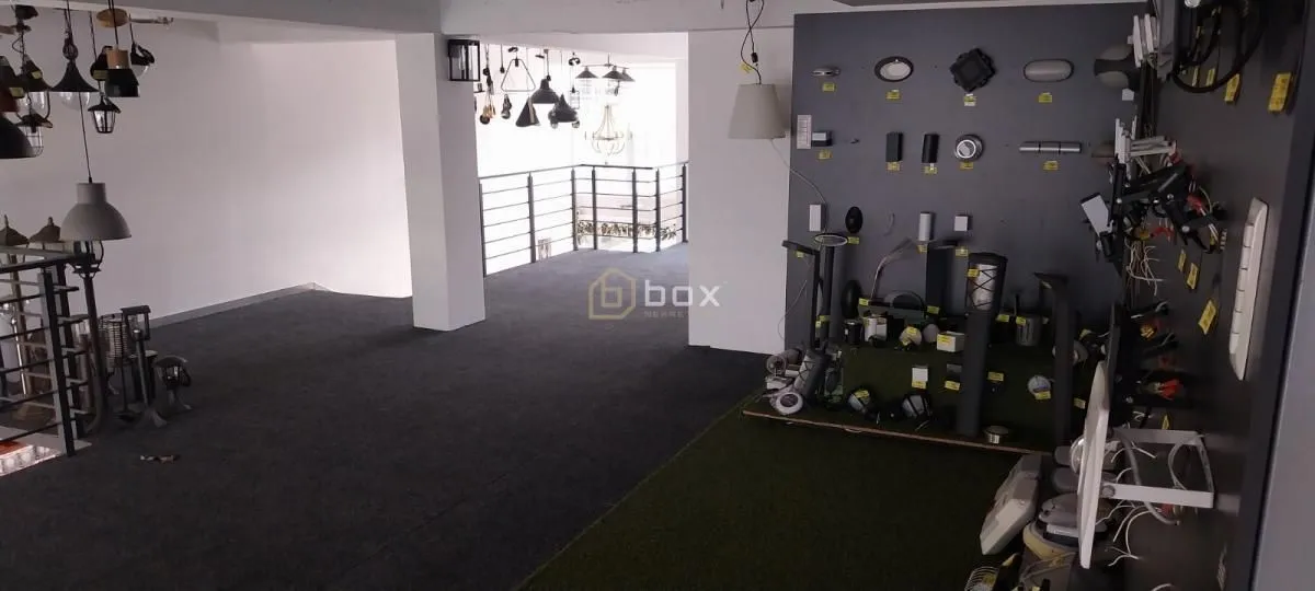 Sale, office space, 330m², Medijana, Niš