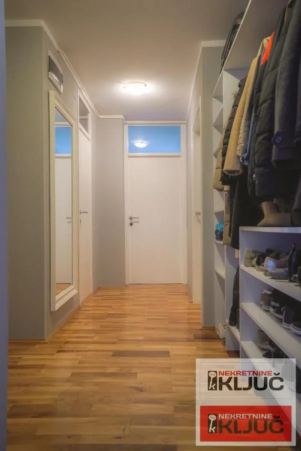 Prodaja, dvosoban stan, 69m², Liman 4, Novi Sad Sve Podlokacije