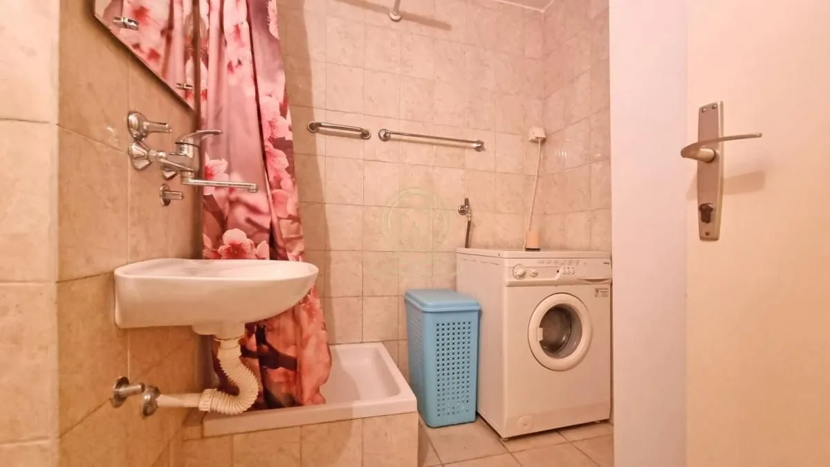 Izdavanje, jednosoban stan, 42m², Liman 4, Novi Sad Sve Podlokacije