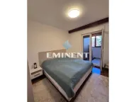 Izdavanje, četvorosoban stan, 98m², Savski Venac, Beograd - image 9