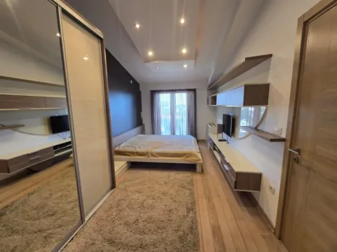 Prodaja, trosoban stan, 120m², Gorica C, Podgorica - image 8