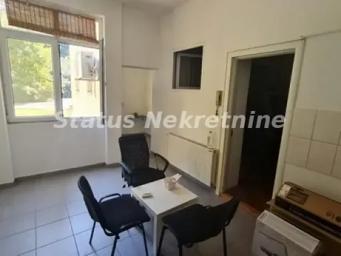 Izdavanje, poslovni prostor, 120m², Stari grad, Novi Sad - image 3