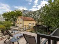 Prodaja, kuća, 111m², Škaljari, Kotor - image 11