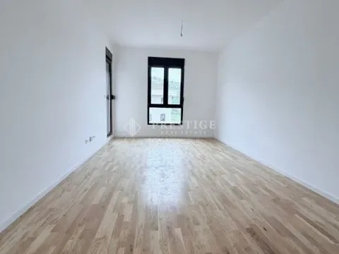 Stan in Tološi