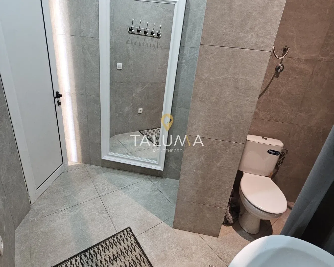Rent, office space, 40m², Stari Aerodrom, Podgorica