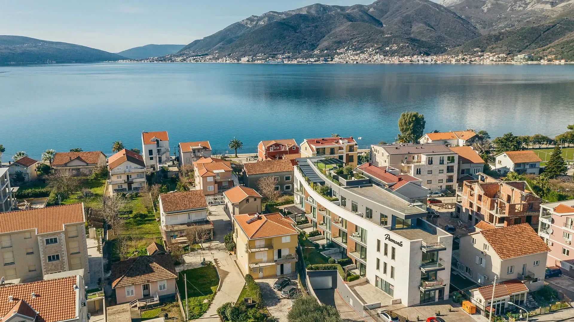 Izdavanje, jednosoban stan, 54m², Donja Lastva, Tivat
