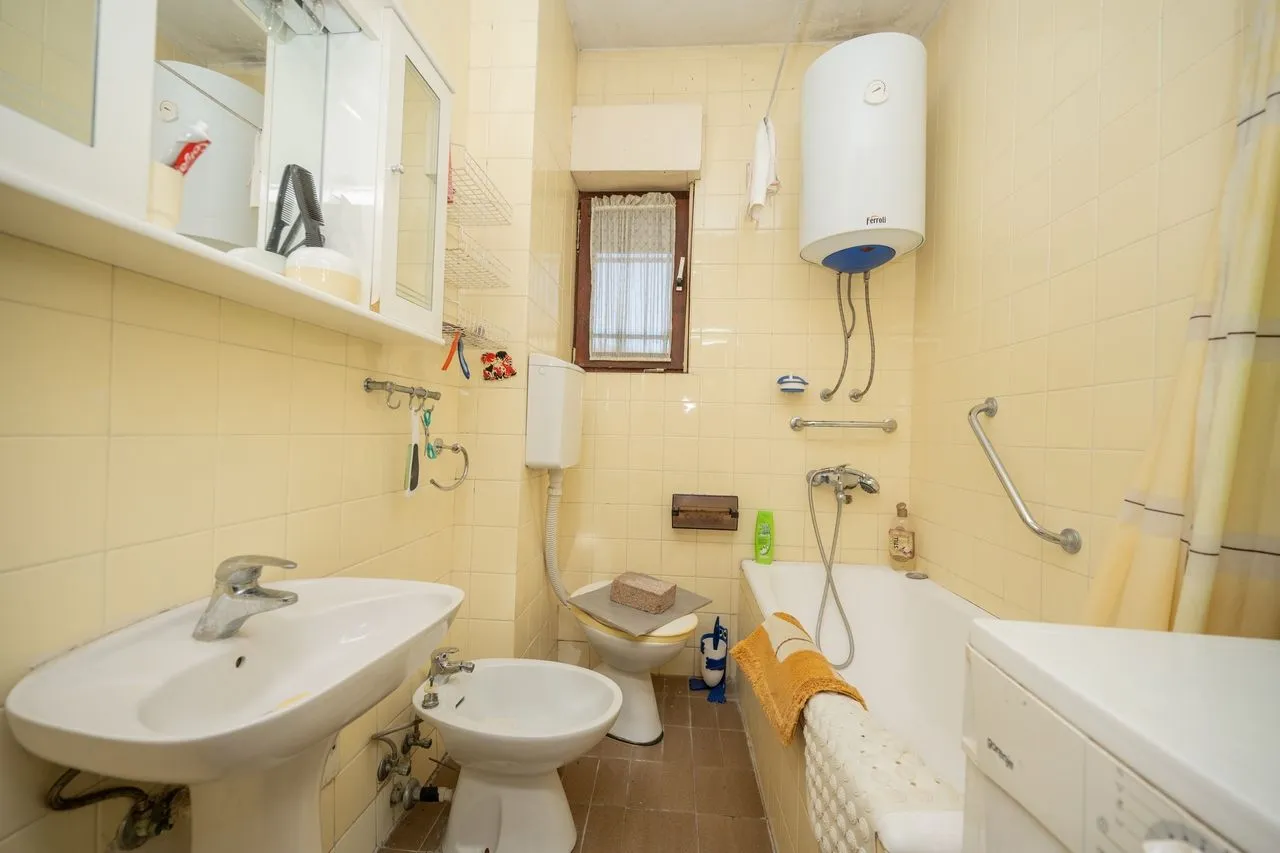 Prodaja, kuća, 183m², Gorica C, Podgorica