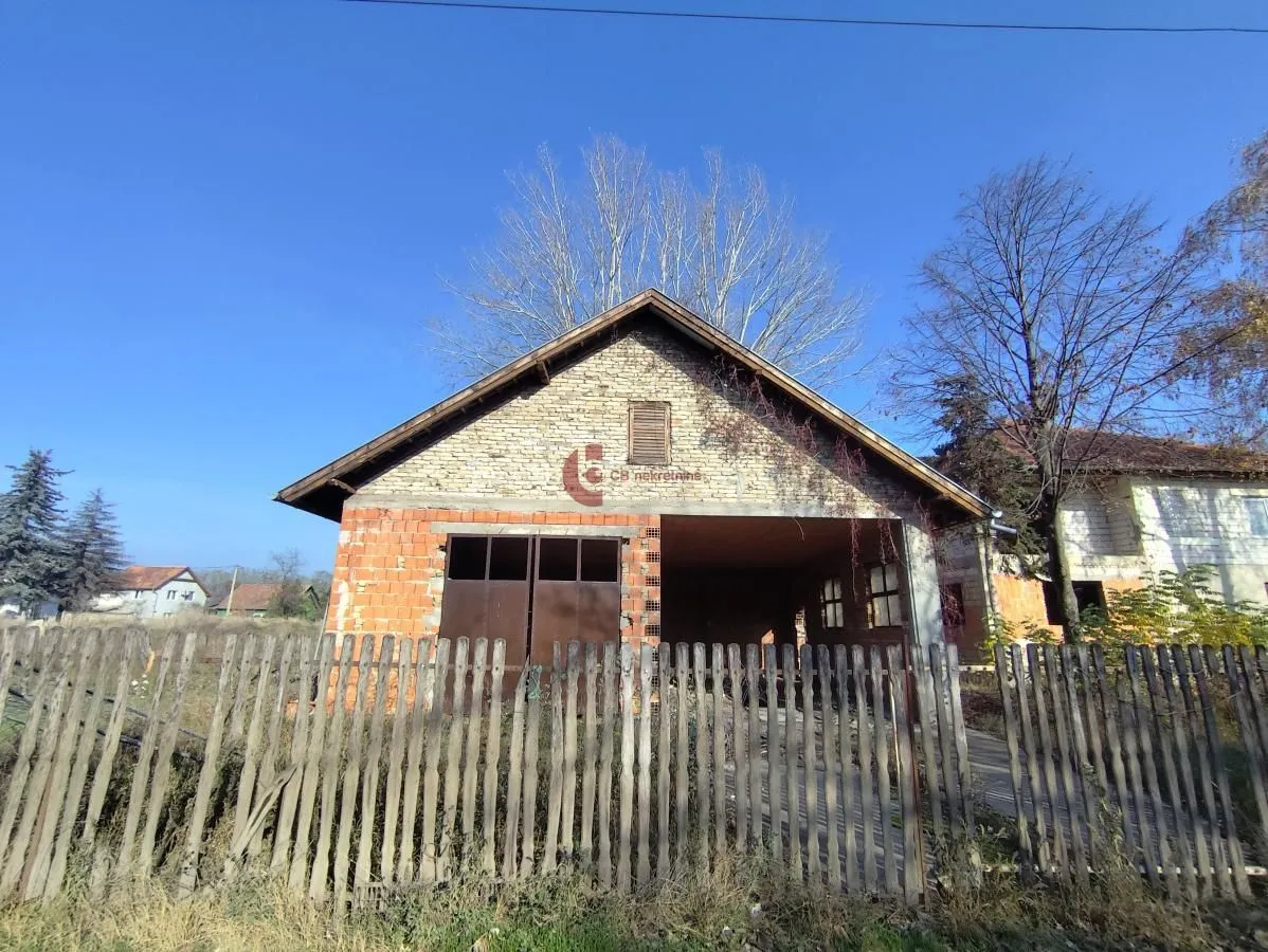Prodaja, kuća, 444m², Makova Sedmica, Subotica