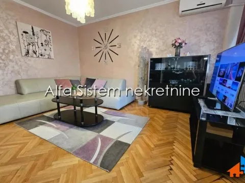 Rent, three bedroom apartment, 87m², Slavija, Vračar Sve Podlokacije