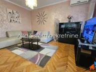 Izdavanje, trosoban stan, 87m², Slavija, Vračar Sve Podlokacije - image 1