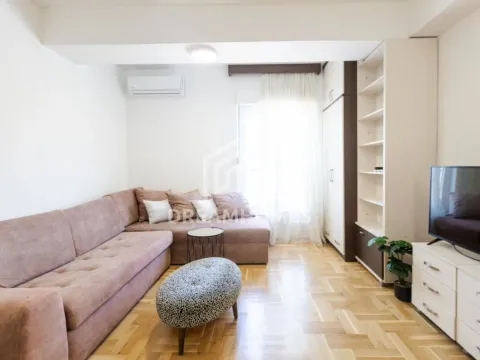 Izdavanje, jednosoban stan, 40m², Blok 9, Podgorica - image 2