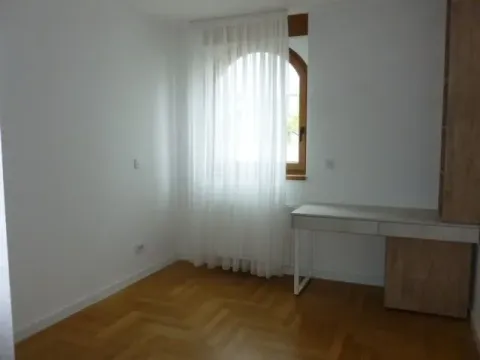 Rent, three bedroom apartment, 77m², Stari grad, Novi Sad - image 7