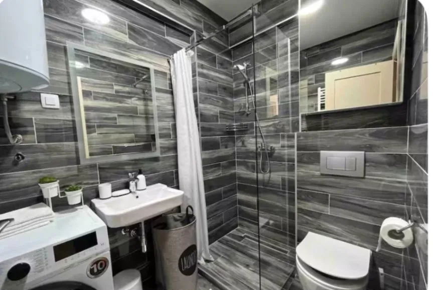 Rent, one bedroom apartment, 42m², Lazi, Budva