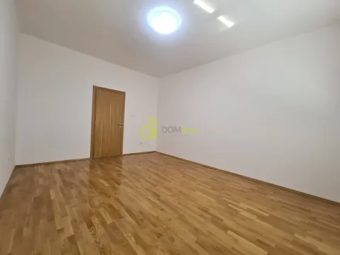 Izdavanje, jednosoban stan, 60m², Centar, Podgorica - image 12