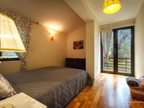 Prodaja, kuća, 155m², Centar, Budva - image 8