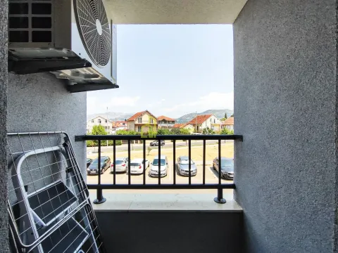 Izdavanje, garsonjera, 27m², Stari Aerodrom, Podgorica - image 5