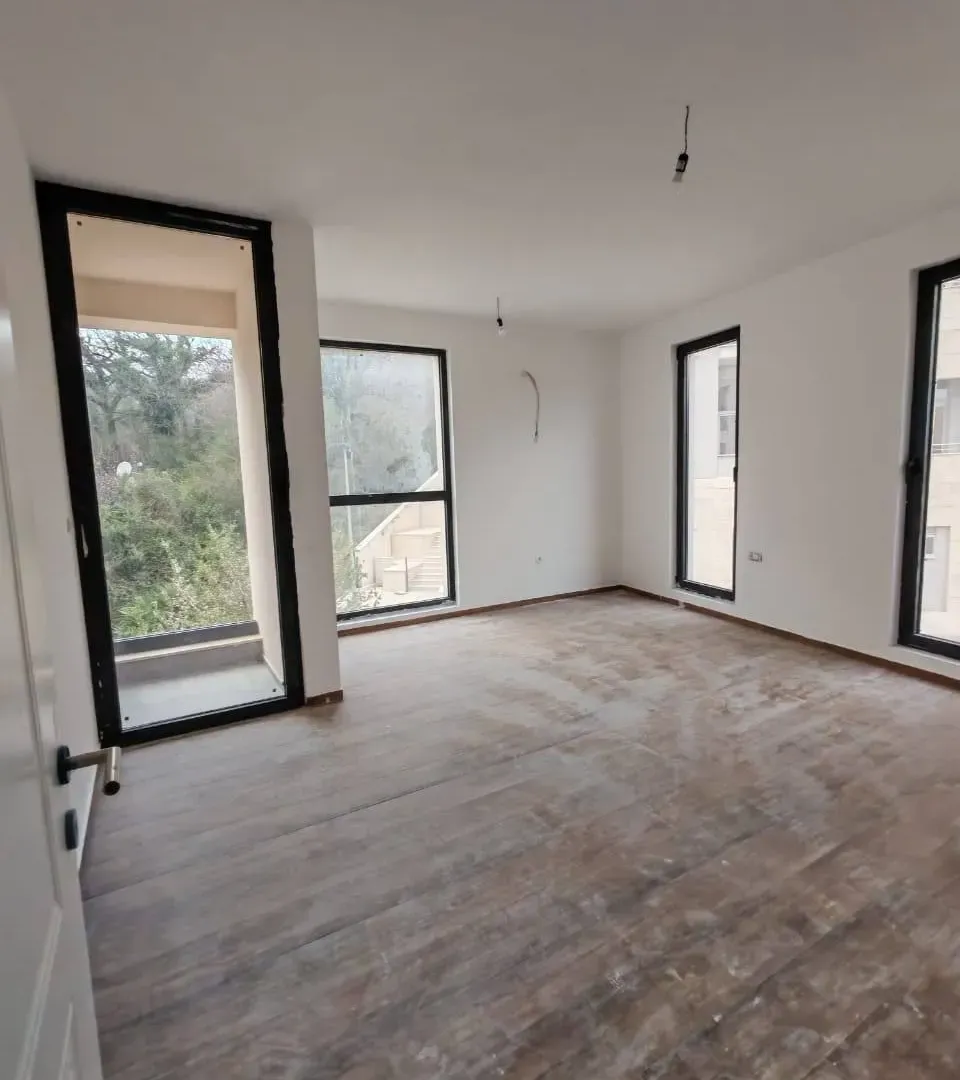 Prodaja, dvosoban stan, 104m², Bečići, Budva