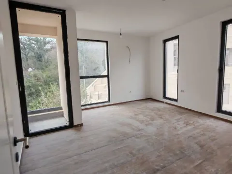 Sale, two bedroom apartment, 104m², Bečići, Budva - image 3