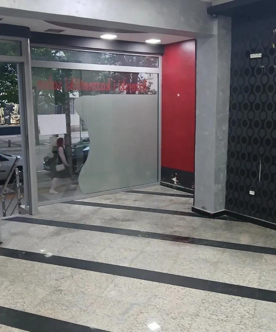 Izdavanje, poslovni prostor, 60m², Centar, Podgorica