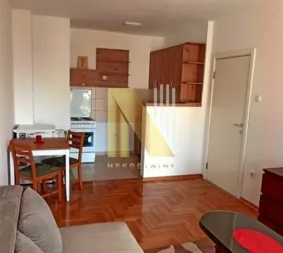 Izdavanje, jednosoban stan, 39m², Bulevar Oslobodjenja, Novi Sad Sve Podlokacije - image 3
