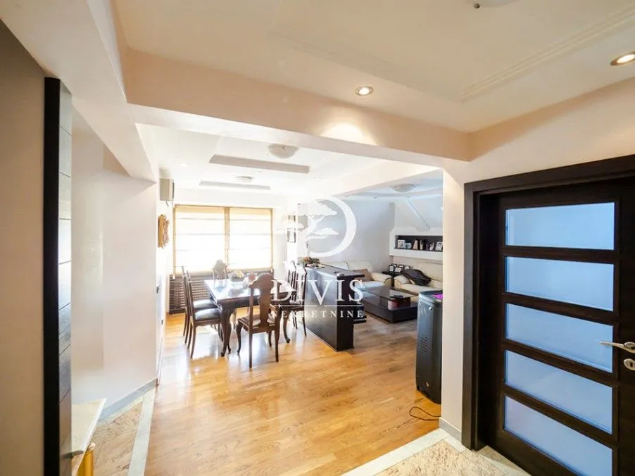 Prodaja, trosoban stan, 77m², Čukarica, Beograd