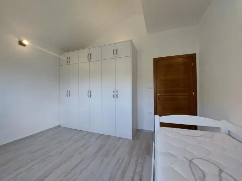 Rent, two bedroom apartment, 100m², Radanovići, Kotor - image 11