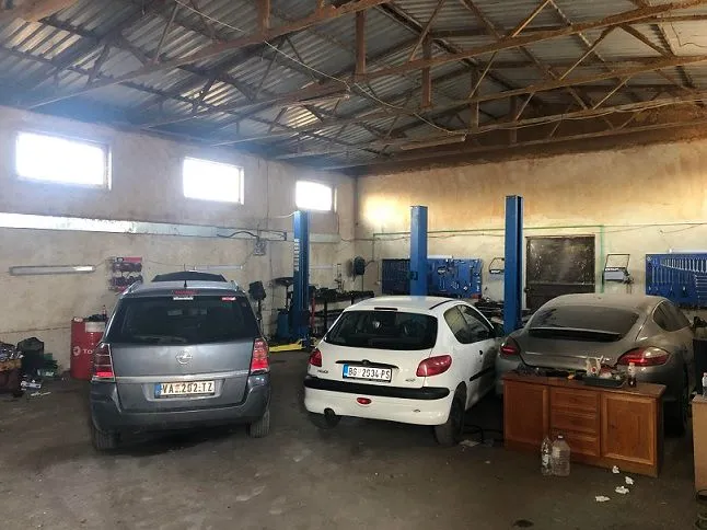 Rent, office space, 400m², Zrenjanin, Srbija