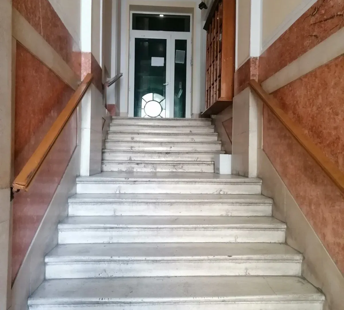Prodaja, četvorosoban stan, 126m², Stari grad, Novi Sad