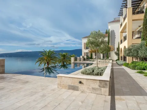 Prodaja, jednosoban stan, 77m², Porto Montenegro, Tivat