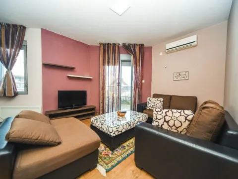 Rent, one bedroom apartment, 43m², Zabjelo, Podgorica - image 1