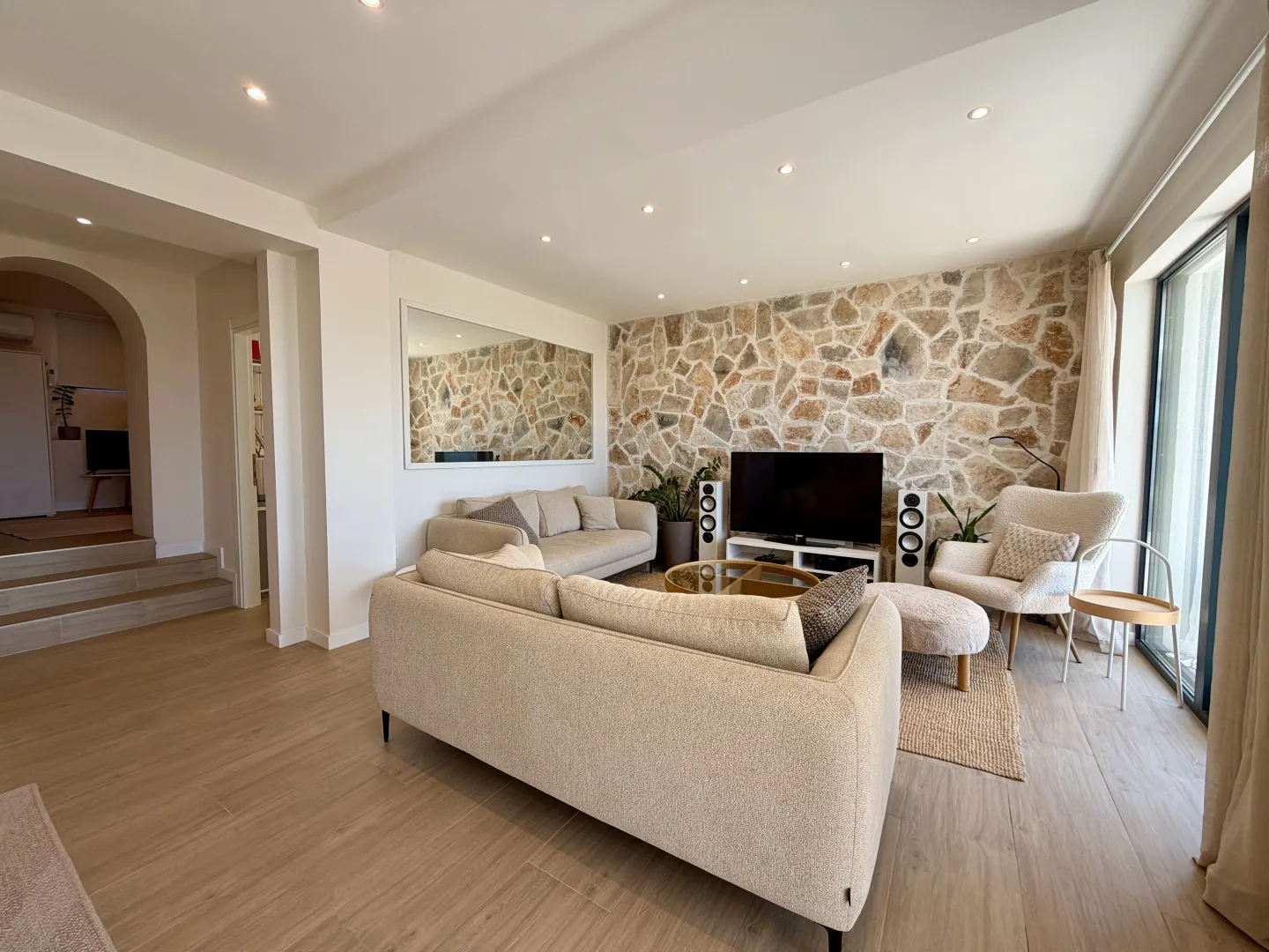 Prodaja, kuća, 220m², Tripovići, Tivat