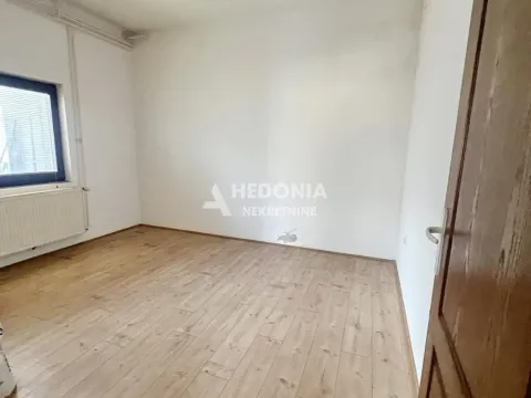 Prodaja, kuća, 278m², Jajinci, Voždovac Sve Podlokacije - image 7