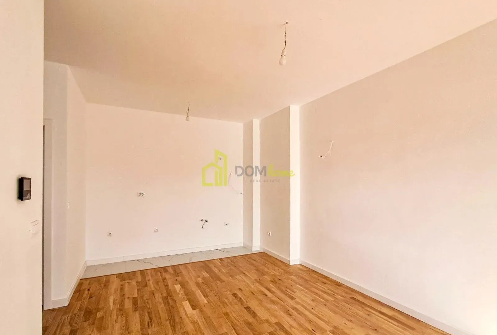 Izdavanje, dvosoban stan, 76m², Bar, Crna Gora