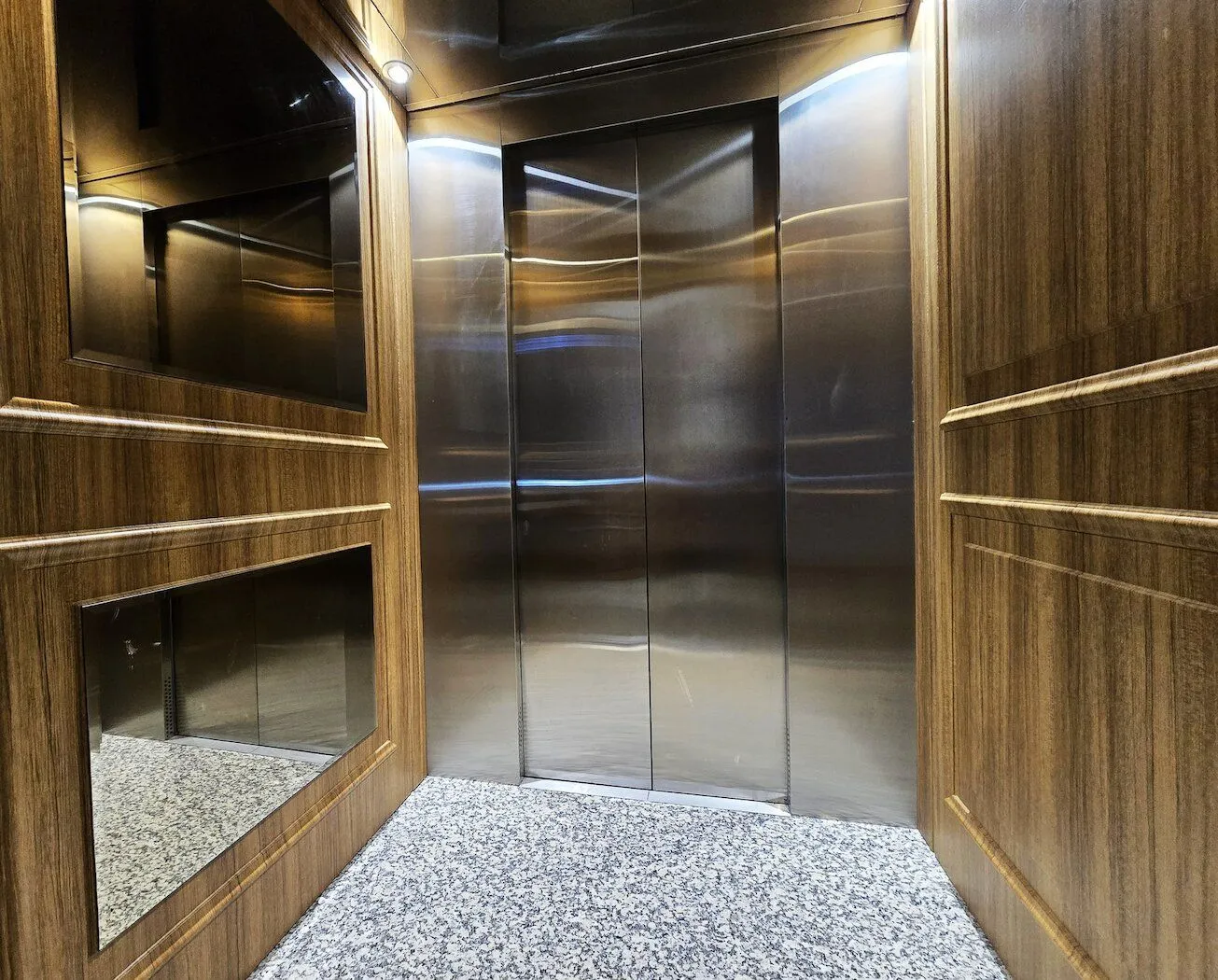 Sale, four bedroom apartment, 300m², Vezirov Most, Podgorica