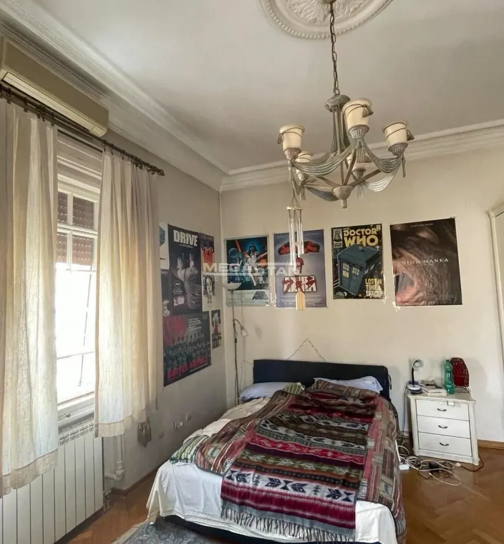 Prodaja, trosoban stan, 76m², Vračar Sve Podlokacije, Beograd