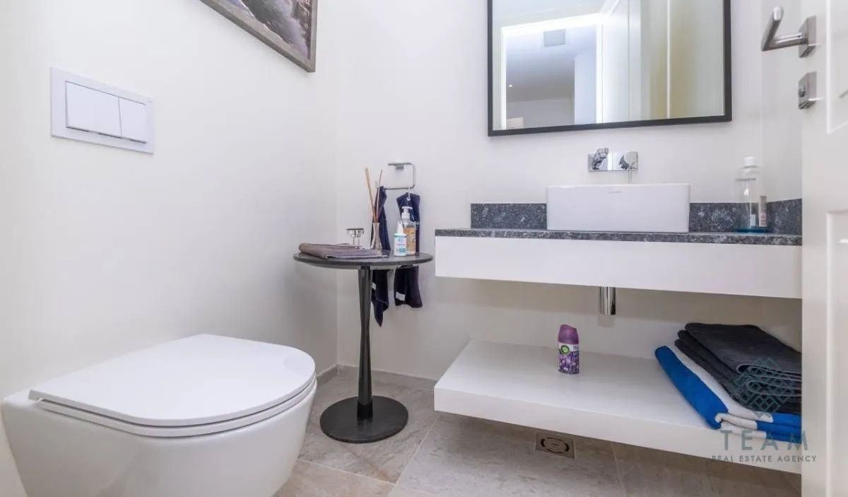 Sale, two bedroom apartment, 152m², Luštica Bay, Tivat