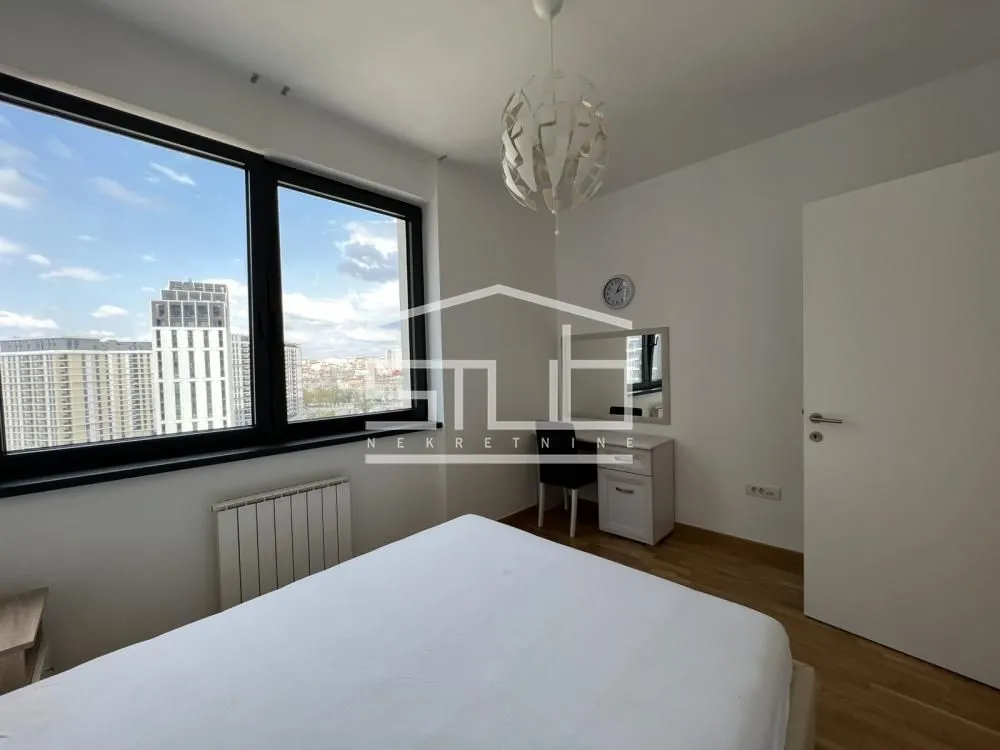 Rent, four bedroom apartment, 88m², Savski Venac, Beograd