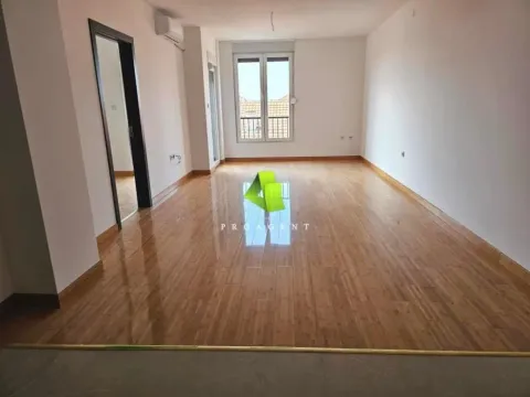 Sale, three bedroom apartment, 91m², Pantelej, Niš - image 2