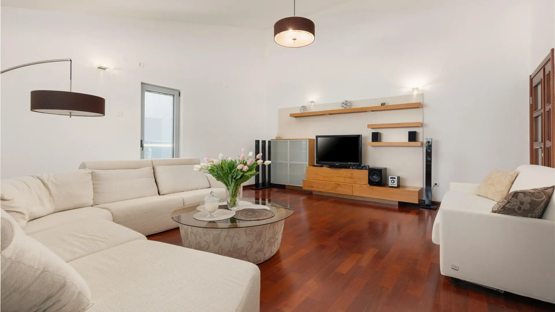 Prodaja, dvosoban stan, 84m², Dobrota, Kotor