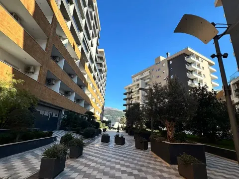 Prodaja, garsonjera, 31m², Bijeli Do, Budva - image 1