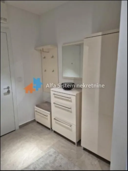 Rent, four bedroom apartment, 100m², Novi Beograd Blok 65, Novi Beograd Sve Podlokacije