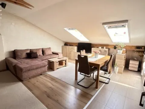 Prodaja, jednosoban stan, 37m², Novo naselje, Novi Sad