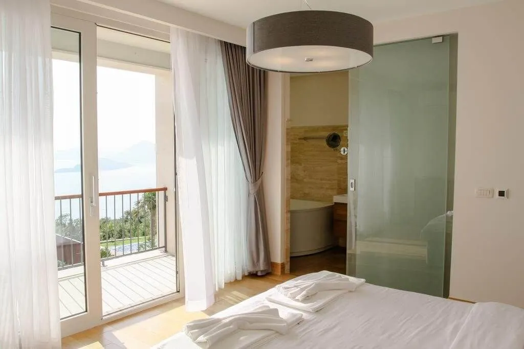 Sale, house, 600m², Blizikuće, Budva